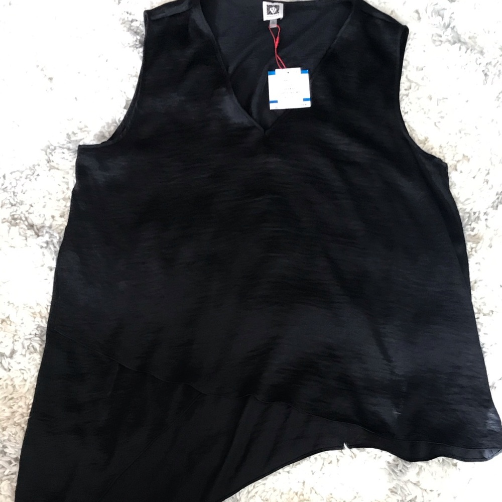 NWT!! Silky Asymmetrical V-neck Sleeveless Blouse